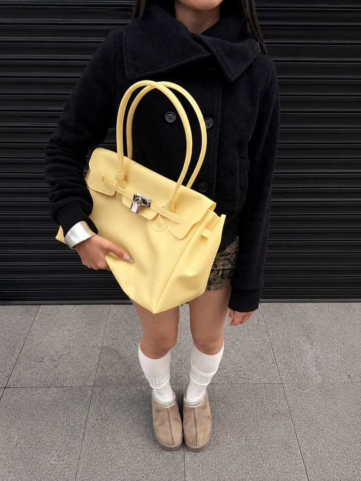 Camille, 26